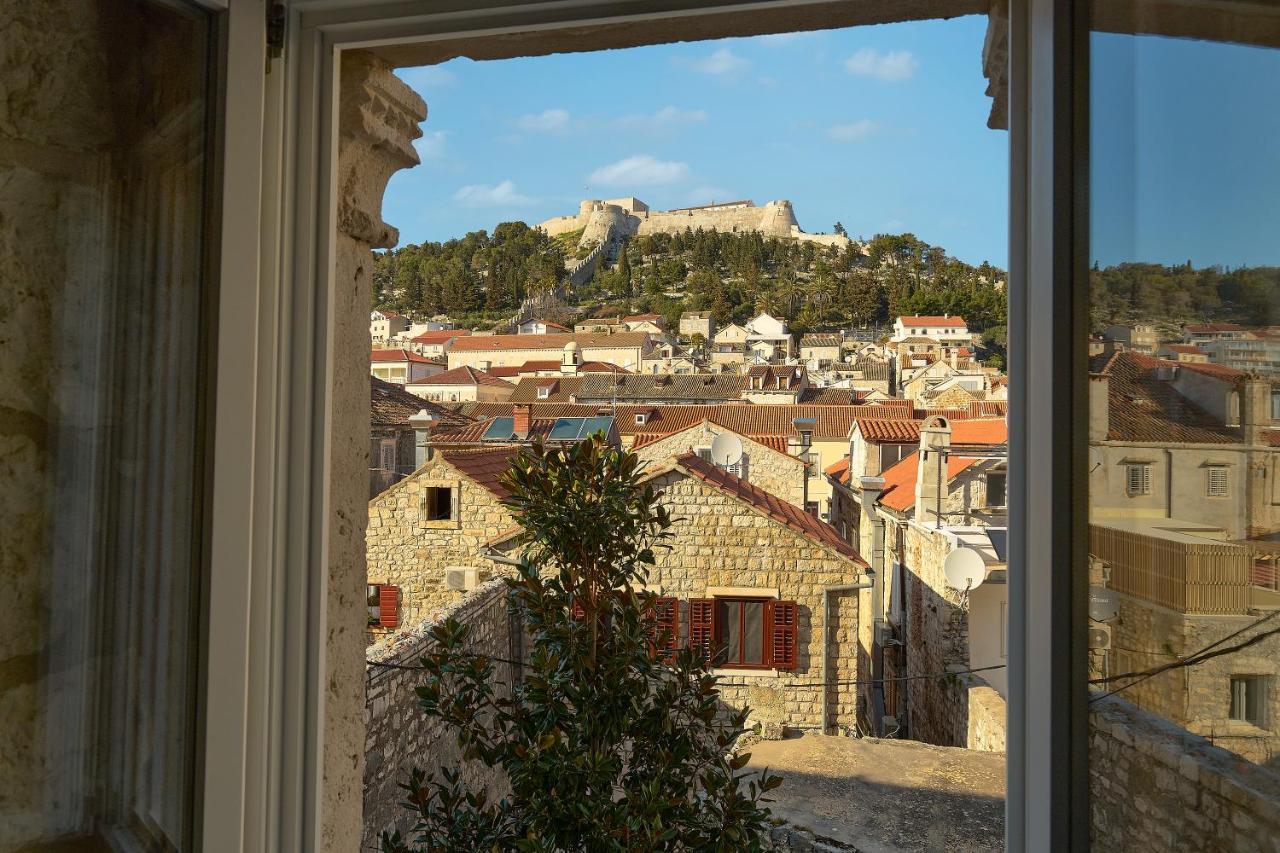 History Hvar Design Heritage Suites Hvar Town Esterno foto